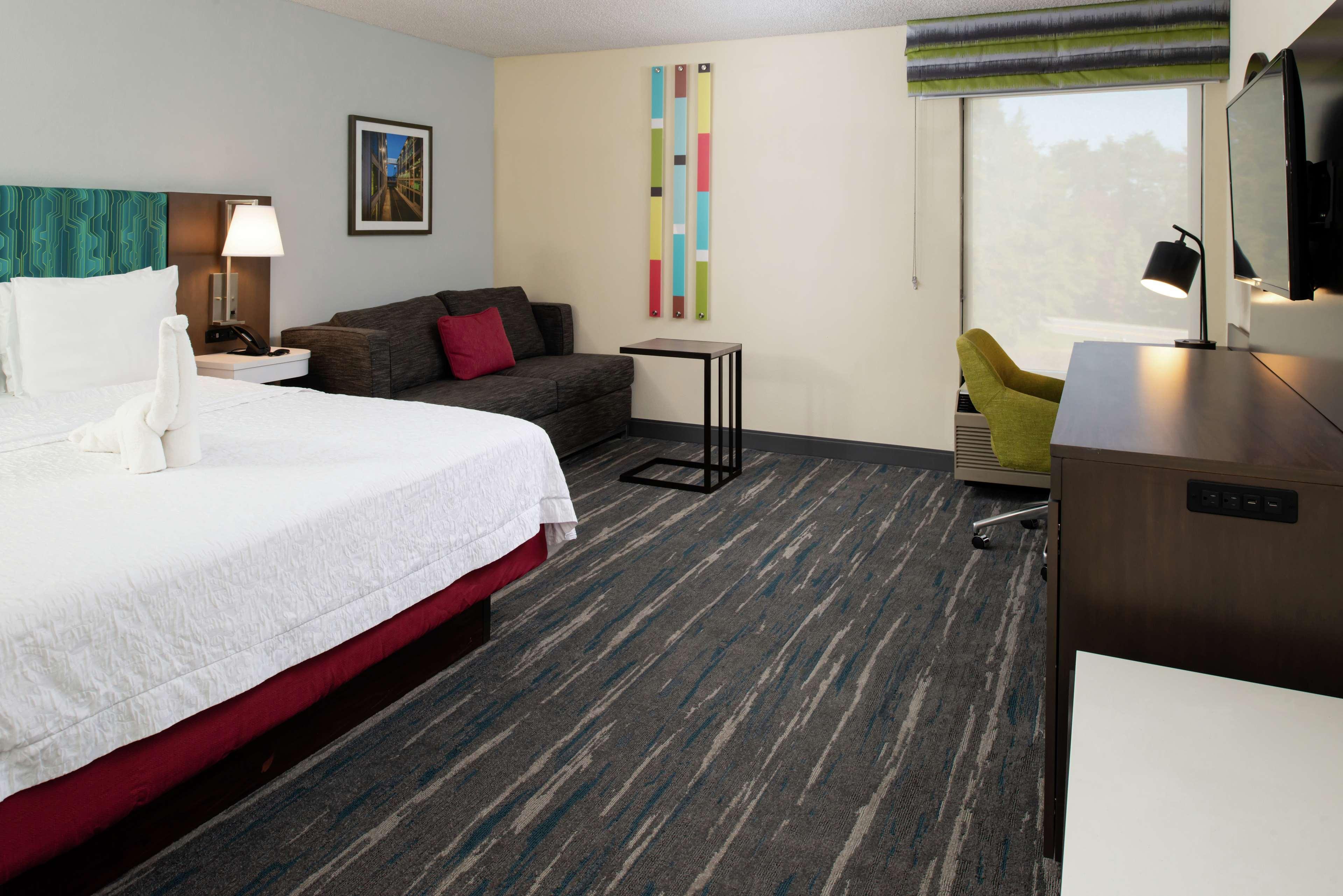 Hampton Inn Greensboro Airport Ngoại thất bức ảnh