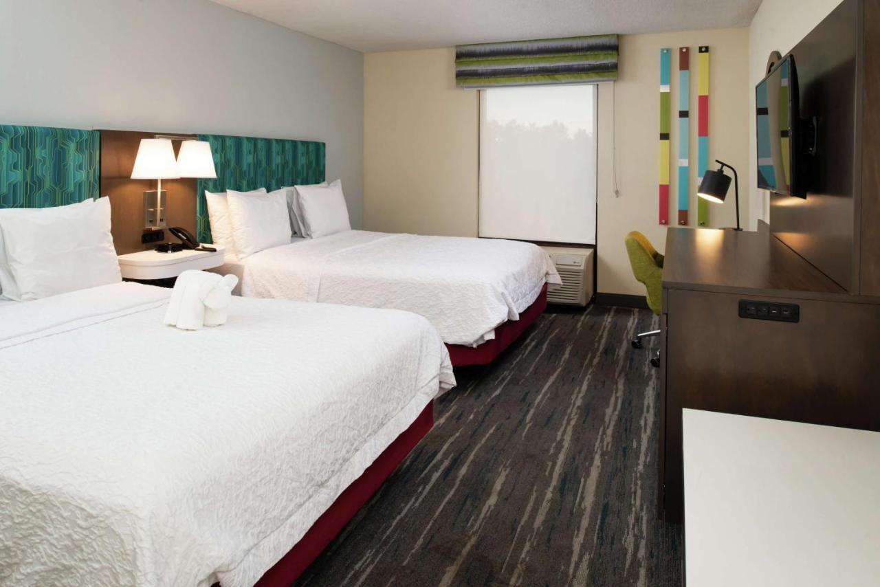 Hampton Inn Greensboro Airport Ngoại thất bức ảnh